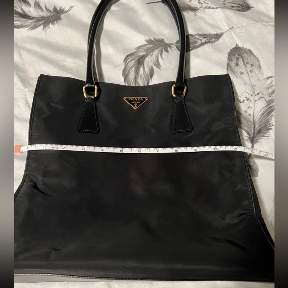 ❤️ AUTH. PRADA Tessuto Nylon Tote Black❤️ - Picture 7 of 12
